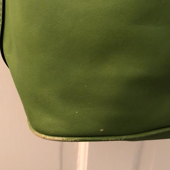 Spring Green Talbots Leather Bucket Handbag Purse - Picture 4 of 8